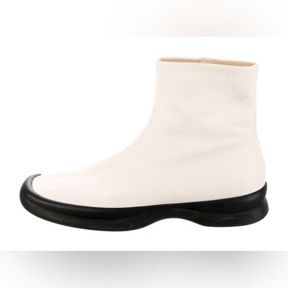 The Row Leather Chelsea Boots in White Size 11 - Picture 2 of 5